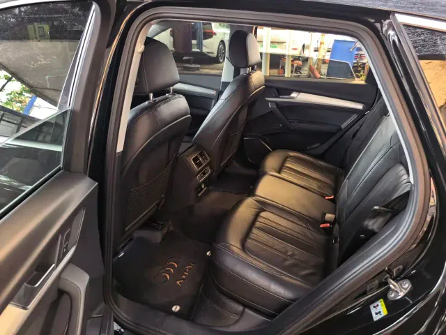 Audi Q5L — Фото автомобиля 8