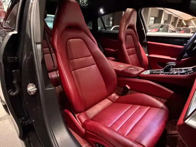 Porsche Panamera — Фото автомобиля 14
