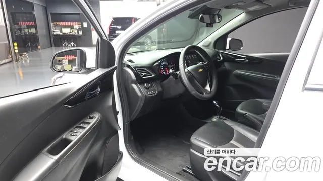 Chevrolet Spark — Фото автомобиля 10