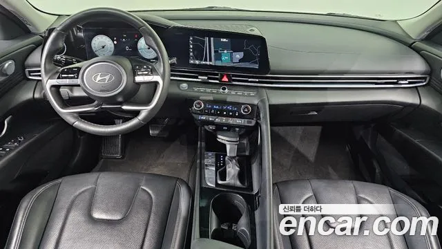 Hyundai Avante CN7 — Фото автомобиля 10
