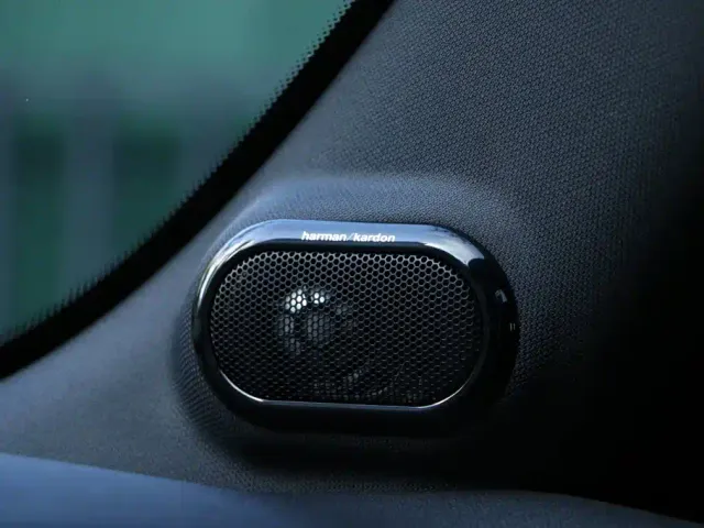 MINI Hatch — Фото автомобиля 13