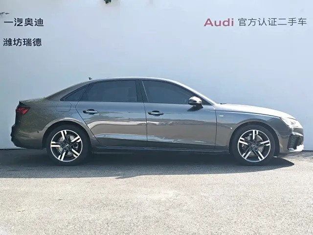 Audi A4L — Фото автомобиля 3