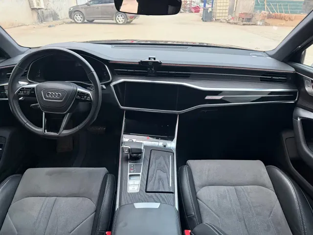 Audi A6L — Фото автомобиля 5