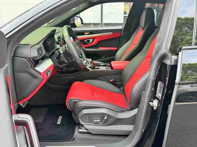 Lamborghini Urus — Фото автомобиля 8