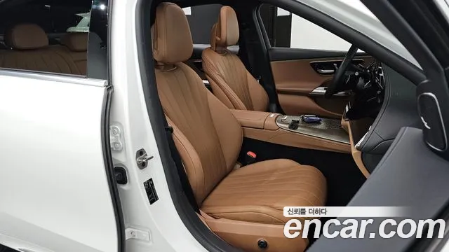 Mercedes-Benz E-Class E-класс W214 E300 4MATIC Exclusive — Фото автомобиля 6