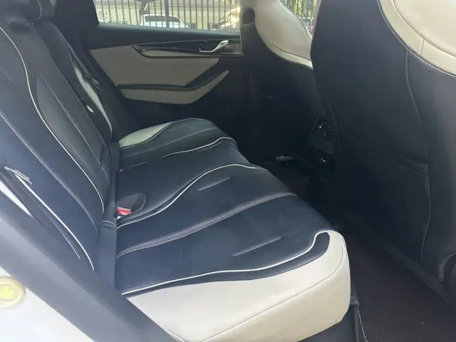 BYD Qin PLUS — Фото автомобиля 13