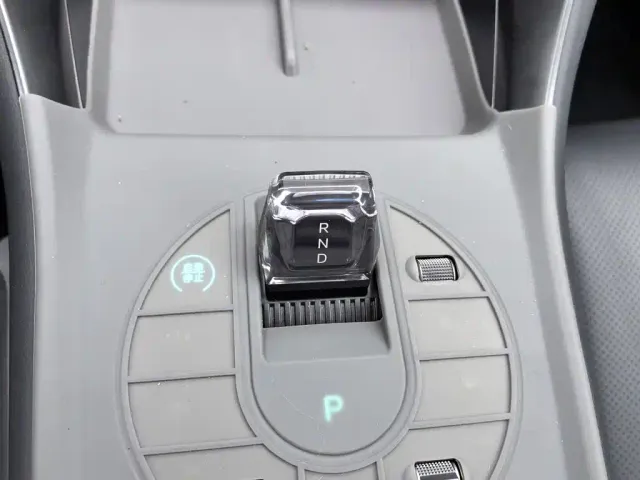 BYD Seal 05 DM-i — Фото автомобиля 13