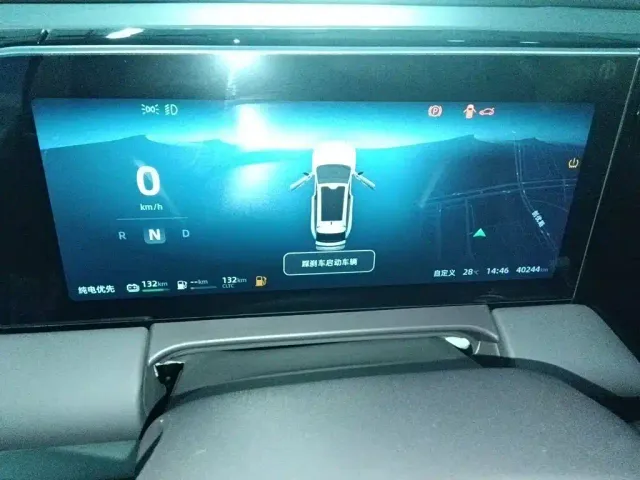 Leapmotor C11 — Фото автомобиля 12