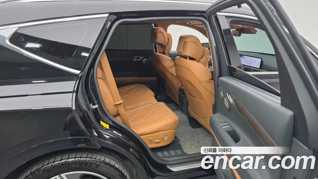 Genesis GV80 — Фото автомобиля 11