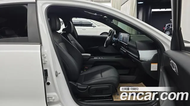 Hyundai Ioniq 6 — Фото автомобиля 11