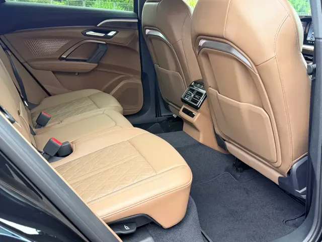 Audi Q5L — Фото автомобиля 5