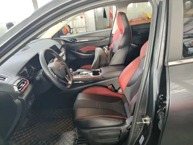 Changan Oushang X5 — Фото автомобиля 14