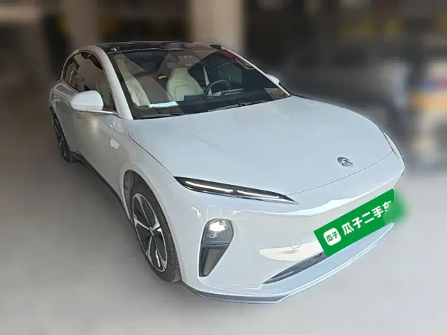 Nio ET5 Touring — Фото автомобиля 5