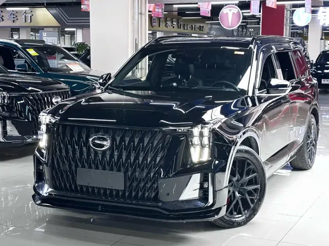 Фотография автомобиля — GAC Trumpchi GS8