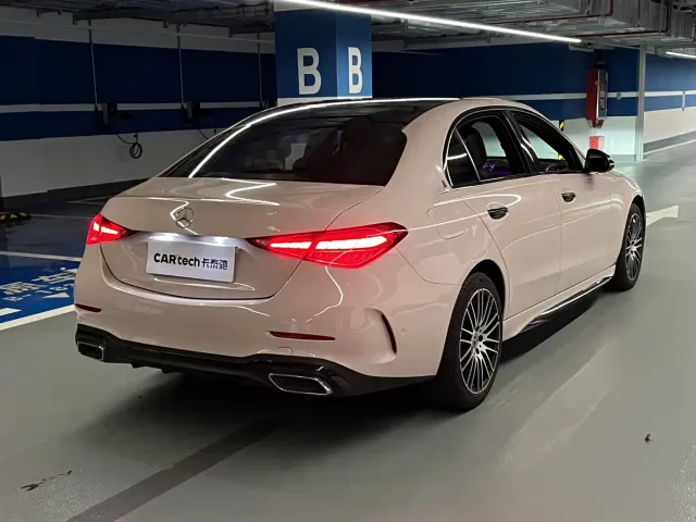 Mercedes-Benz C-Class — Фото автомобиля 18