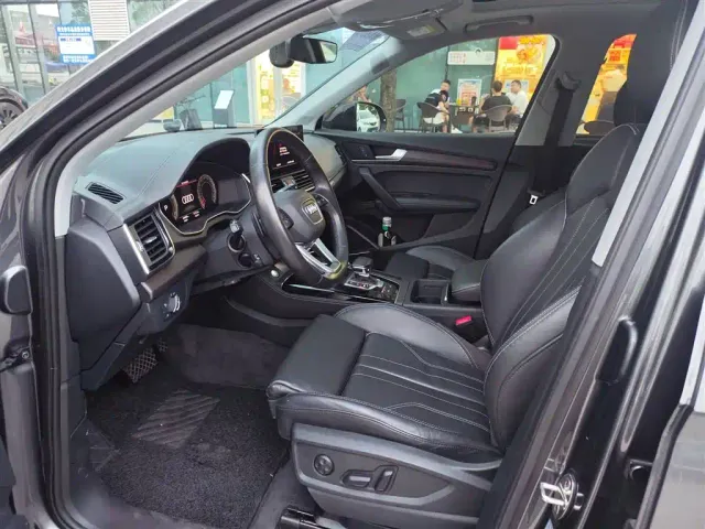 Audi Q5L — Фото автомобиля 6