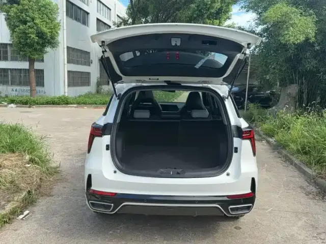 Changan CS75 Plus — Фото автомобиля 7