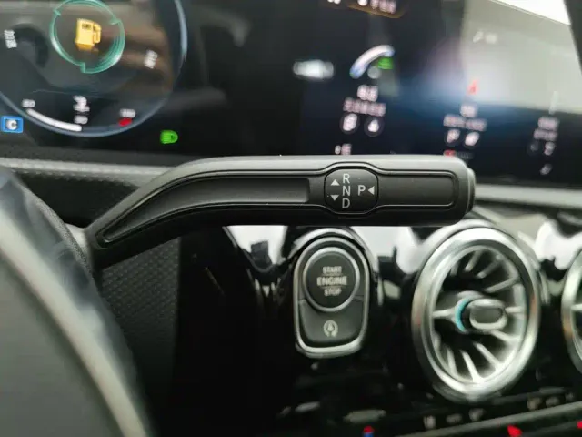 Mercedes-Benz CLA-Class — Фото автомобиля 13