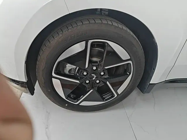 Wuling Starlight — Фото автомобиля 22
