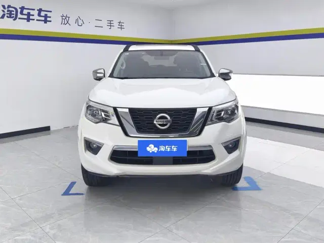 Nissan Terra — Фото автомобиля 2