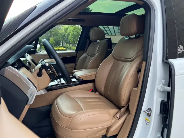 Land Rover Range Rover — Фото автомобиля 23