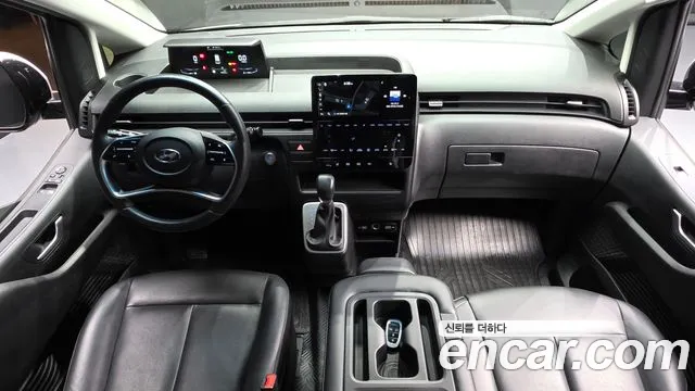 Hyundai Staria — Фото автомобиля 10