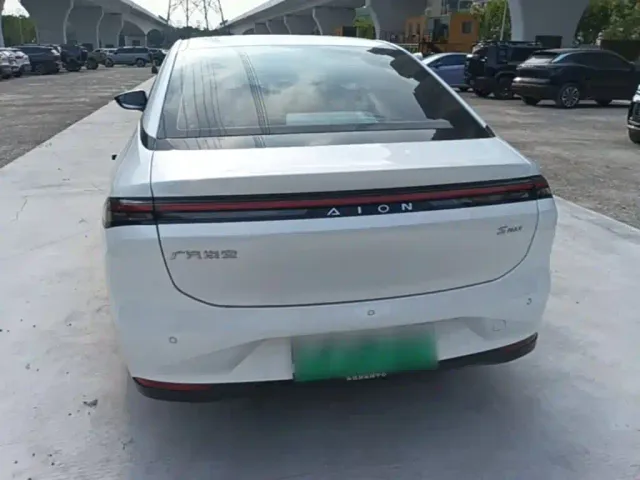 GAC Aion S MAX — Фото автомобиля 5