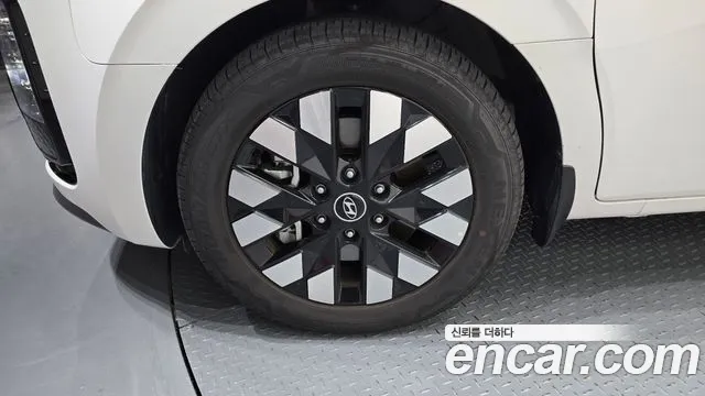 Hyundai Staria — Фото автомобиля 5