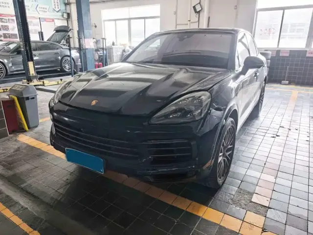 Фотография автомобиля — Porsche Cayenne