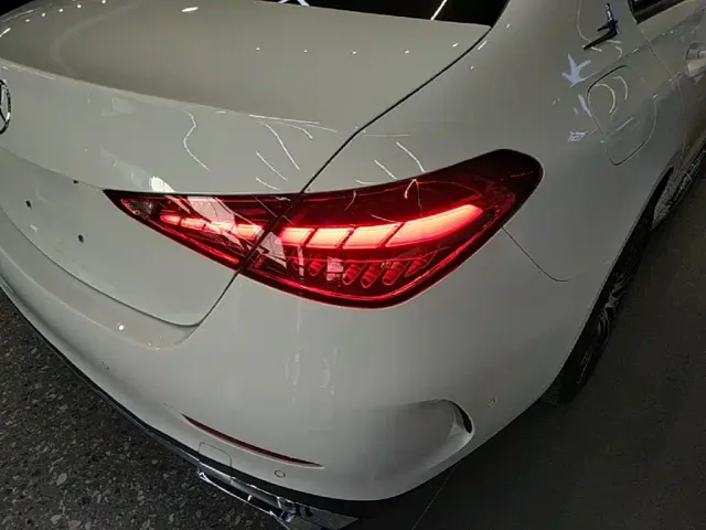Mercedes-Benz C-Class — Фото автомобиля 7