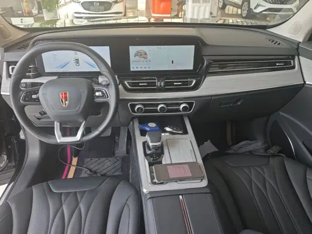 Hongqi HS5 — Фото автомобиля 9
