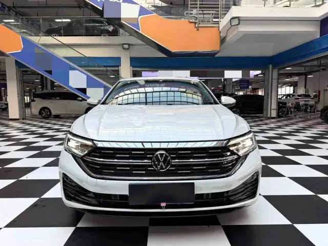 Volkswagen Sagitar — Фото автомобиля 2