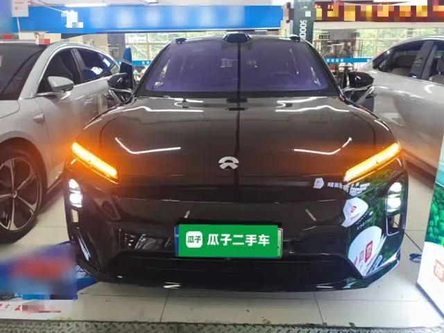 Nio ET5 Touring — Фото автомобиля 2