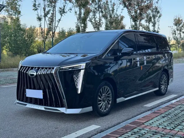 Фотография автомобиля — GAC Trumpchi M8