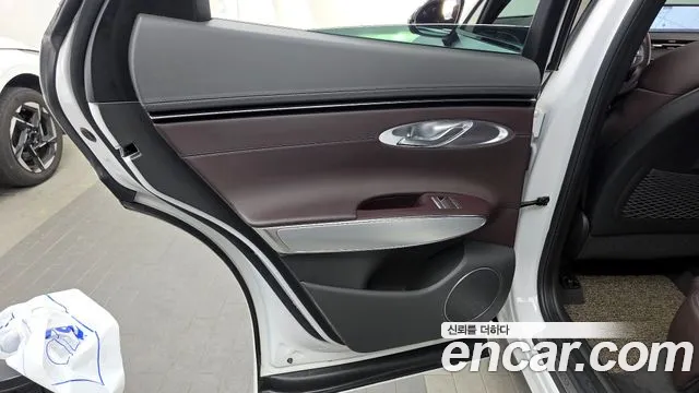 Genesis GV70 2.2 Дизель 2WD — Фото автомобиля 19