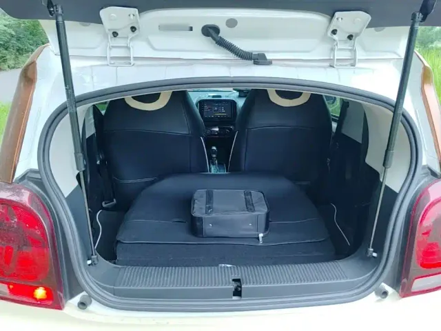 Roewe Clever — Фото автомобиля 18