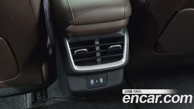 Hyundai Grandeur GN7 — Фото автомобиля 29