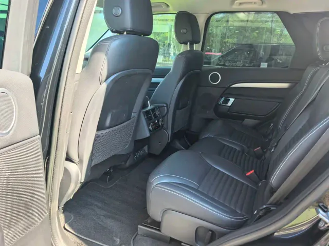 Land Rover Discovery — Фото автомобиля 10