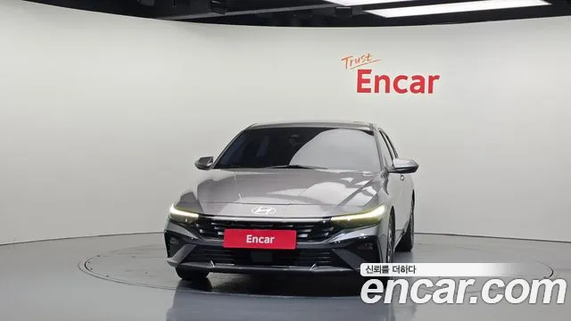 Hyundai Avante CN7 — Фото автомобиля 3
