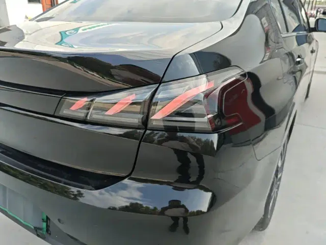 Peugeot 408 — Фото автомобиля 7