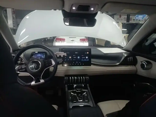 BYD Yuan PLUS — Фото автомобиля 17