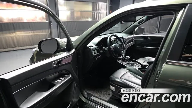 KG_Mobility_Ssangyong Rexton Новый Rexton Sport Khan Дизель 2.2 4WD — Фото автомобиля 10