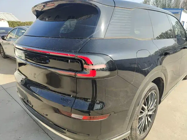 Changan Qiyuan Q07 — Фото автомобиля 7