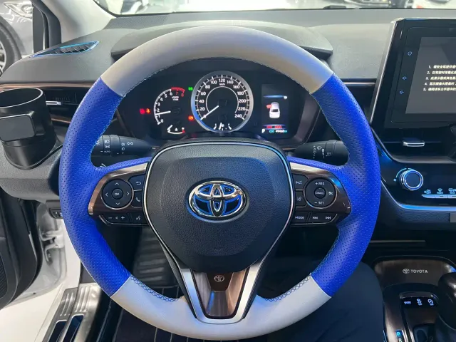 Toyota Corolla — Фото автомобиля 14