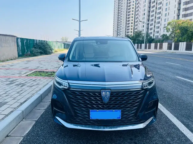 Roewe iMAX8 — Фото автомобиля 2