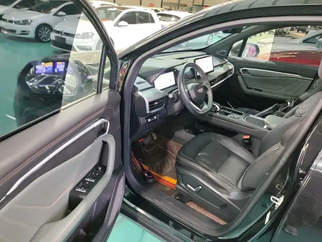 Geely Haoyue L — Фото автомобиля 15