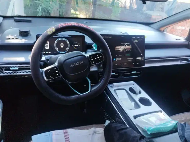 GAC Aion Y — Фото автомобиля 12