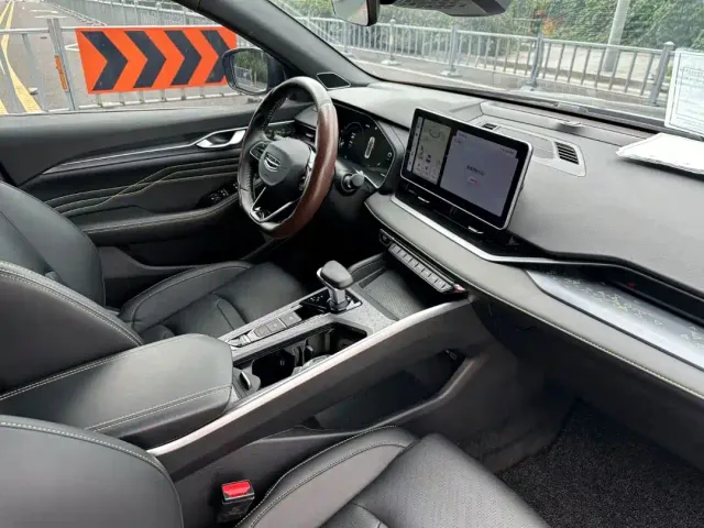 Geely Xingrui — Фото автомобиля 11