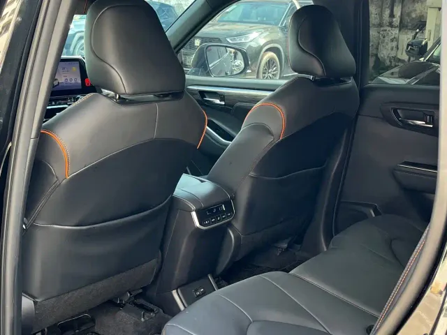 Toyota Crown Kluger — Фото автомобиля 26