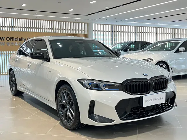 BMW 3 Series — Фото автомобиля 2